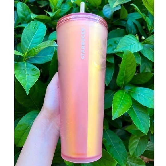 Limited Edition Starbucks Siren Soft Touch - Picture 2 of 3